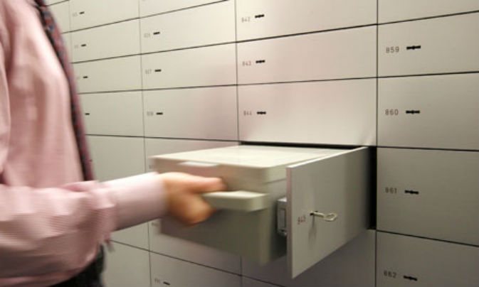 trapezikes-thirides_1